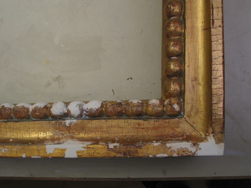 Vergoldeter Zierrahmen, Auschnitt Ecke gefestigt und gekittet