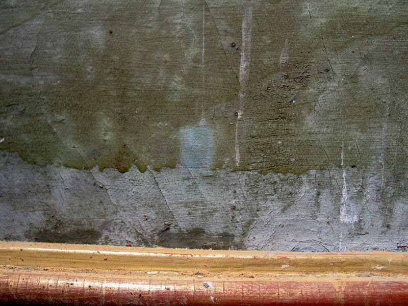 Untersuchung eines Altargem�ldes: Dicker verbr�unter �berzug mit Abnahmeprobe